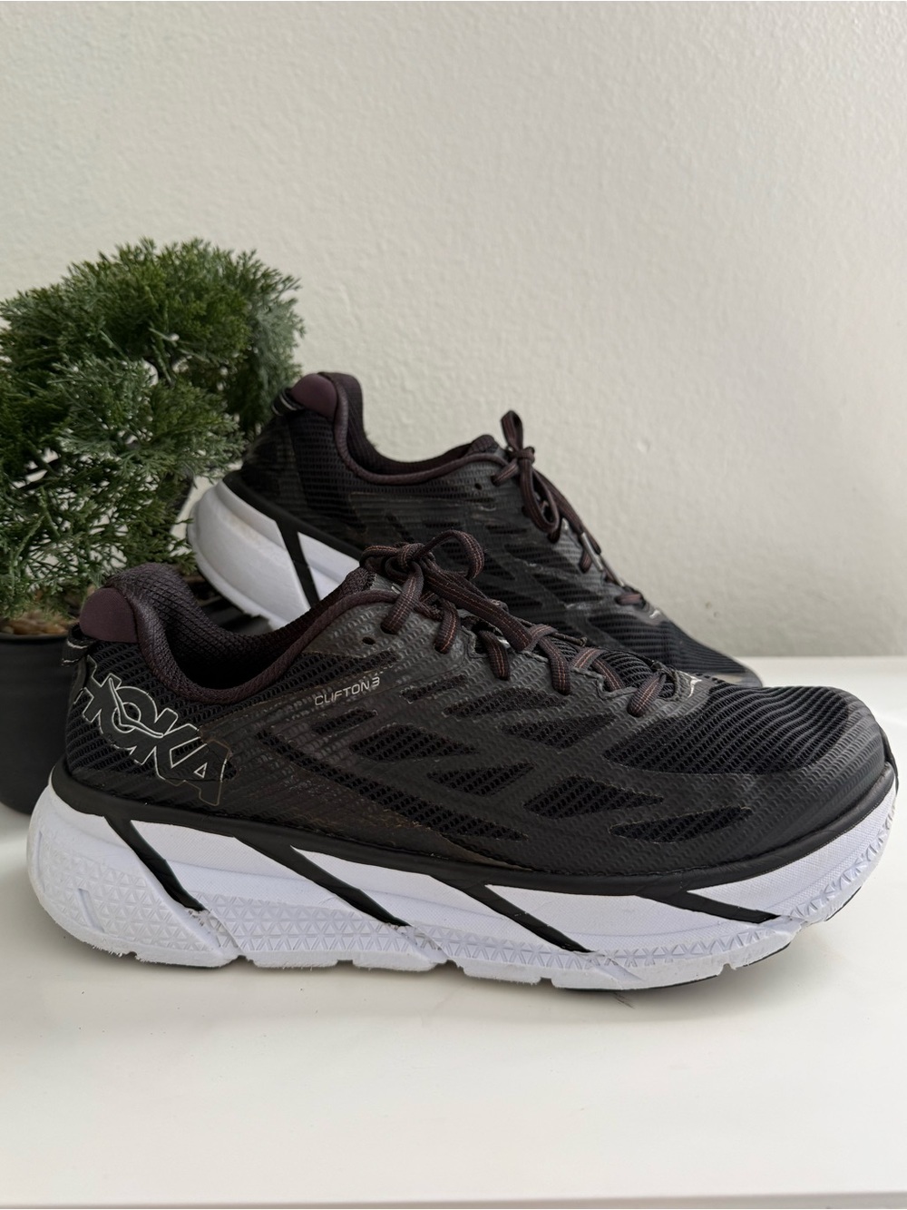 Hoka Clifton 3  Women size 9.5 Runner in Black and white